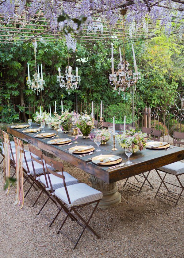 Outdoor Seating Dining