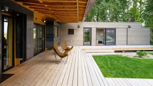 custom deck builder
